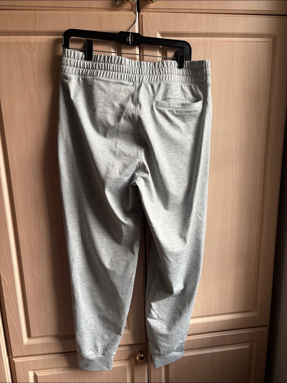 HOST PICK! Vineyard Vines Light Gray Men's Jogger Sweatpants NWT - Picture 9 of 10